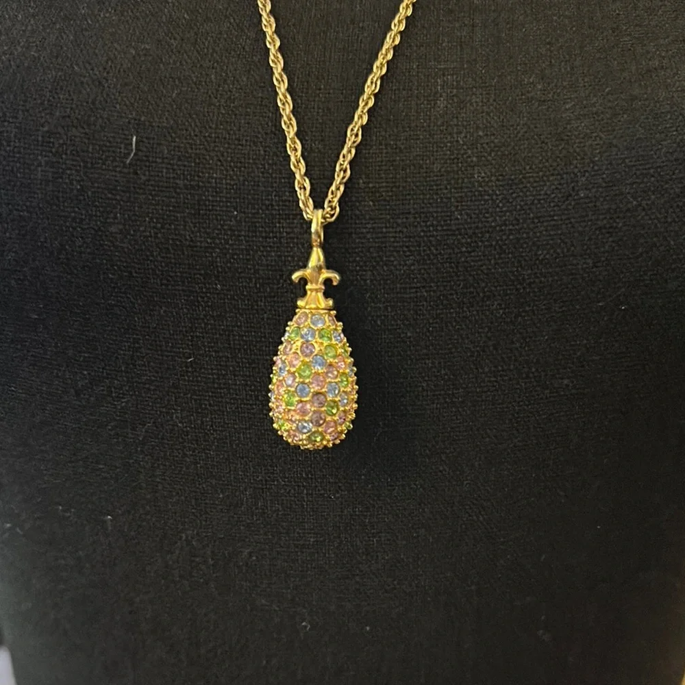 Joan Rivers Gold Teardrop Pendant Necklace - Picture 2 of 2